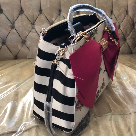 Brand New Betsey Johnson Satchel - Picture 4 of 4